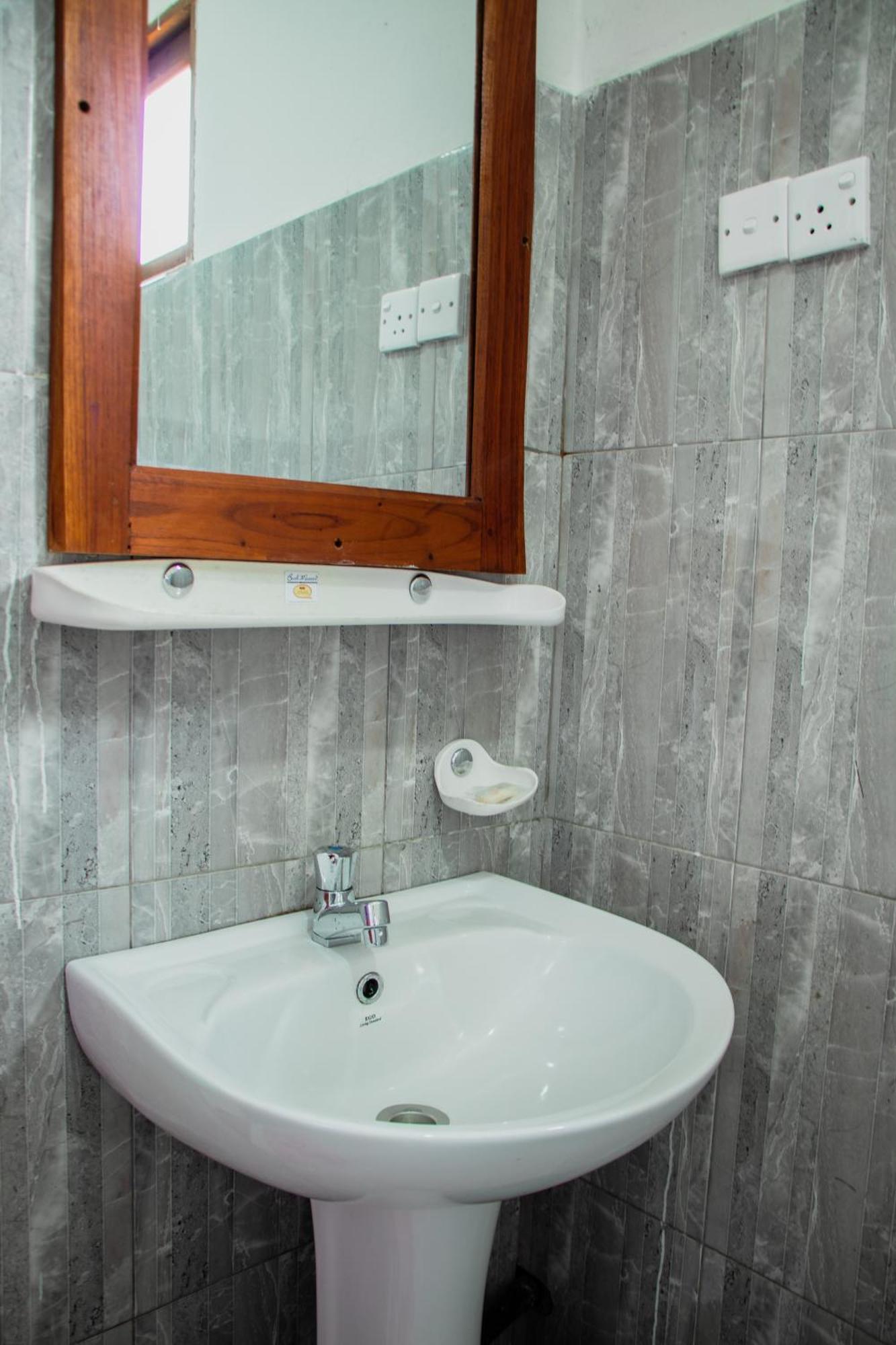 The Sunshine Ella Apartment ภายนอก รูปภาพ